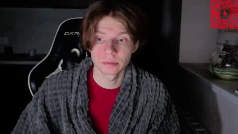 Snapshot of spaisenok chatting on 12/15/25, 12:04 Mike online show from 12/15/25, 12:04