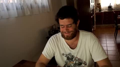 spanish online show from 01/08/25, 12:05