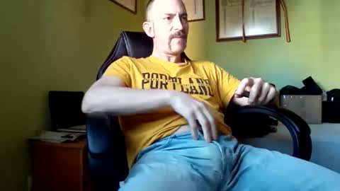 Manu  online show from 12/14/24, 02:42
