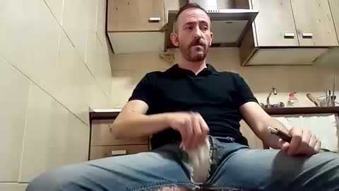 Manu  online show from 12/30/24, 12:11