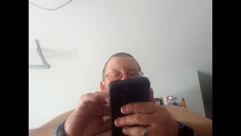 Snapshot of spanky8015 chatting on 09/20/25, 07:37 spanky8015 online show from 09/20/25, 07:37