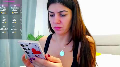 Snapshot of sparkly_eve chatting on 01/08/25, 02:03 sparkly_eve online show from 01/08/25, 02:03