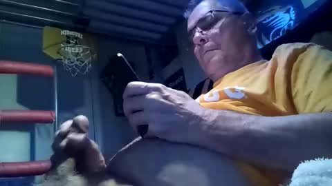 Snapshot of sparkyspeedway chatting on 11/20/25, 05:51 sparkyspeedway online show from 11/20/25, 05:51