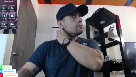 Snapshot of spartacus_cam chatting on 01/10/25, 05:37     online show from 01/10/25, 05:37