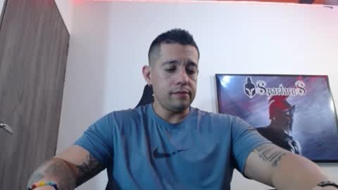 Snapshot of spartacus_cam chatting on 09/13/25, 05:29     online show from 09/13/25, 05:29