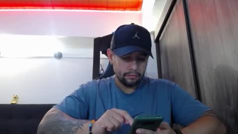 Snapshot of spartacus_cam chatting on 02/03/26, 04:21 online show from 02/03/26, 04:21
