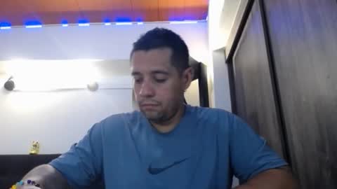 Snapshot of spartacus_cam chatting on 03/09/26, 05:22 online show from 03/09/26, 05:22