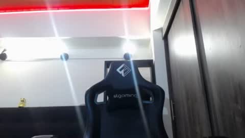     online show from 06/17/26, 05:10