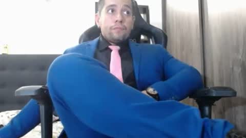    online show from 06/26/26, 05:34