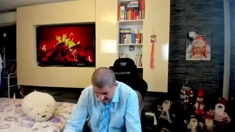 Snapshot of spartandaddy48 chatting on 02/22/26, 03:21 Spartan online show from 02/22/26, 03:21