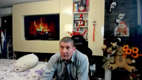 Snapshot of spartandaddy48 chatting on 03/01/26, 05:09 Spartan online show from 03/01/26, 05:09