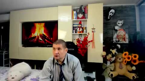 Snapshot of spartandaddy48 chatting on 03/03/26, 06:58 Spartan online show from 03/03/26, 06:58