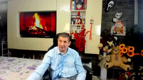 Snapshot of spartandaddy48 chatting on 03/10/26, 05:01 Spartan online show from 03/10/26, 05:01