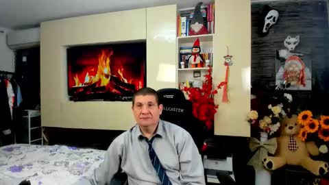 Snapshot of spartandaddy48 chatting on 03/16/26, 09:02 Spartan online show from 03/16/26, 09:02