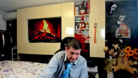 Snapshot of spartandaddy48 chatting on 03/19/26, 02:59 Spartan online show from 03/19/26, 02:59