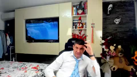 Snapshot of spartandaddy48 chatting on 04/12/26, 12:04 Spartan online show from 04/12/26, 12:04
