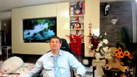 Snapshot of spartandaddy48 chatting on 04/24/26, 11:51 Spartan online show from 04/24/26, 11:51
