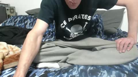 Snapshot of spazzy2 chatting on 11/02/25, 03:53 spazzy2 online show from 11/02/25, 03:53