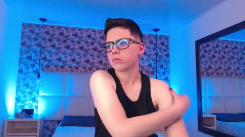 spencerm_ online show from 11/01/25, 07:38