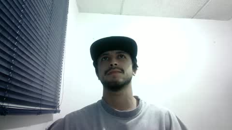 sperm_donor94 online show from 10/06/25, 09:01