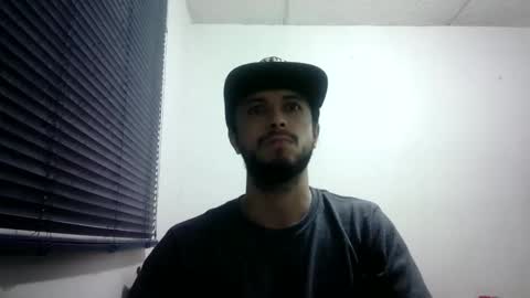 Snapshot of sperm_donor94 chatting on 01/15/26, 01:32 sperm_donor94 online show from 01/15/26, 01:32