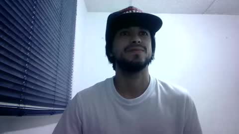 Snapshot of sperm_donor94 chatting on 03/11/26, 12:44 sperm_donor94 online show from 03/11/26, 12:44
