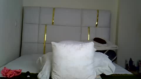 Snapshot of spice_lovy chatting on 06/08/26, 08:42 blackqueen online show from 06/08/26, 08:42