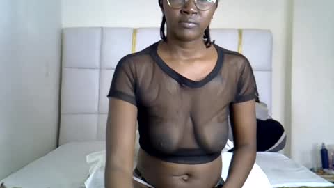 Snapshot of spice_lovy chatting on 06/14/26, 06:59 blackqueen online show from 06/14/26, 06:59