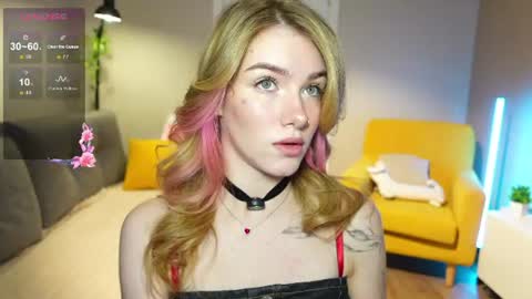 Snapshot of spicejessy chatting on 06/25/26, 07:02 your sweet Jessy online show from 06/25/26, 07:02