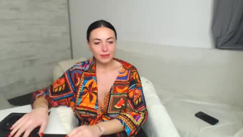 Carla online show from 12/02/24, 06:32