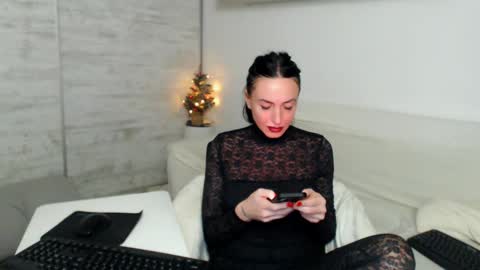 Carla online show from 12/14/24, 07:25