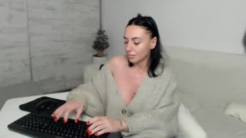 Carla online show from 12/16/24, 05:43