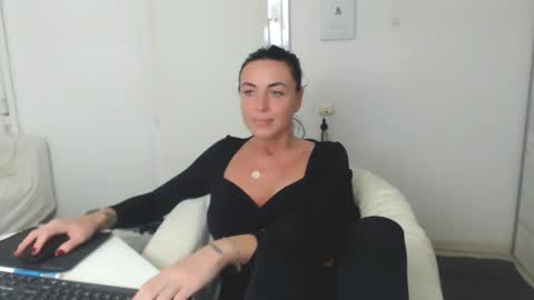 Carla online show from 01/29/25, 08:56