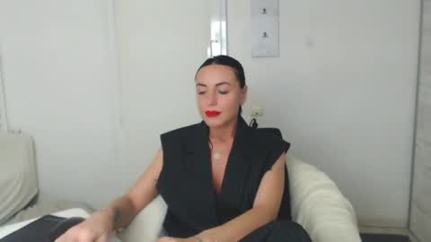 Carla online show from 02/02/25, 08:51