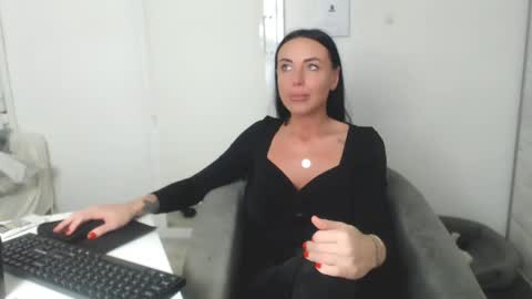 Carla online show from 02/28/25, 08:39