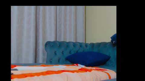 spicy_baby1 online show from 11/07/25, 10:21