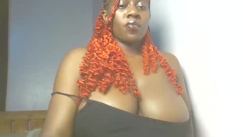 Snapshot of spicy_cherrie chatting on 04/07/26, 10:31 cherrie online show from 04/07/26, 10:31