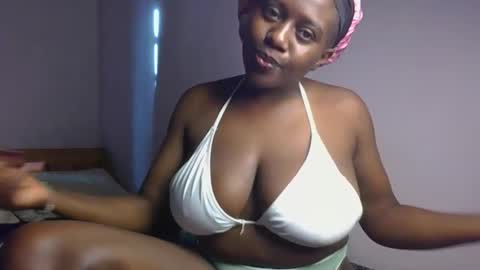 Snapshot of spicy_cherrie chatting on 04/10/26, 02:22 cherrie online show from 04/10/26, 02:22