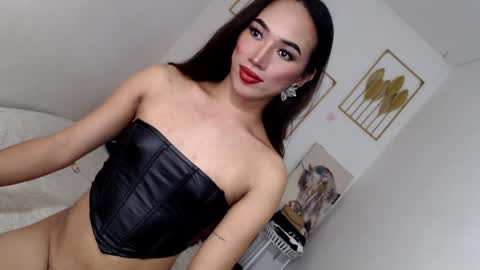 Alora online show from 12/10/24, 10:05