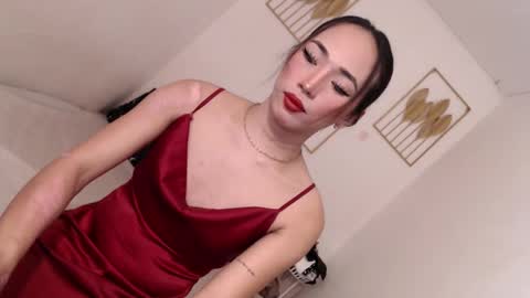 Alora online show from 12/28/24, 05:44