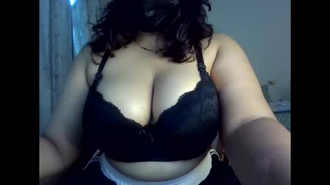 Snapshot of spicy_titties chatting on 05/14/26, 01:34 spicy_titties online show from 05/14/26, 01:34