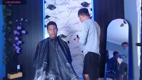 Snapshot of spicyboys_ chatting on 09/23/25, 08:01 online show from 09/23/25, 08:01