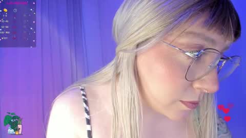 Valeria online show from 03/16/26, 12:49