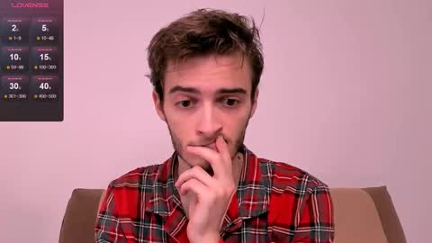 Snapshot of spider___man chatting on 12/05/25, 05:31 Spidey online show from 12/05/25, 05:31