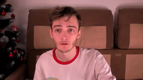 Snapshot of spider___man chatting on 12/18/25, 04:13 Spidey online show from 12/18/25, 04:13