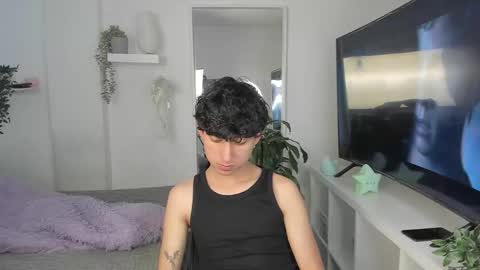 Snapshot of spider_baby_ chatting on 12/01/25, 08:14 spider_baby_ online show from 12/01/25, 08:14