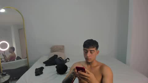 Snapshot of spider_master77 chatting on 02/17/26, 01:02 spider master online show from 02/17/26, 01:02