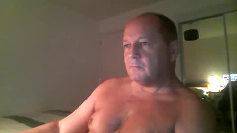 Snapshot of spidey1051a chatting on 12/20/25, 08:54 spidey1051a online show from 12/20/25, 08:54
