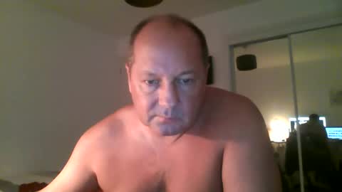 Snapshot of spidey1051a chatting on 01/14/26, 12:44 spidey1051a online show from 01/14/26, 12:44