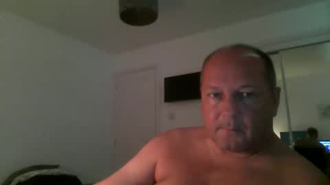 Snapshot of spidey1051a chatting on 02/18/26, 11:50 spidey1051a online show from 02/18/26, 11:50